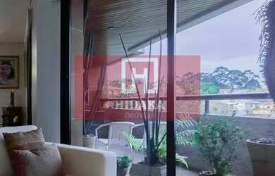 Imagem: O apartamento possui 3 Dormitórios, 5 Banheiros, 4 Vagas na