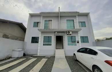 Imagem: O apartamento possui 2 Dormitórios, 1 Banheiro, 2 Vagas na