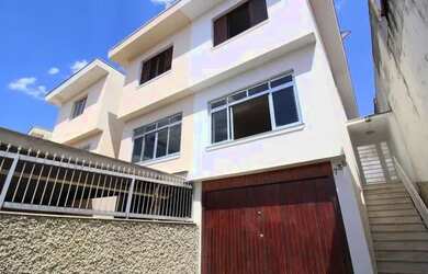 Imagem: A casa em condomínio possui 3 Dormitórios, 4 Banheiros, 4