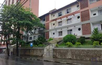 Imagem: O apartamento possui 1 Dormitório, 1 Banheiro, 1 Vaga na garagem