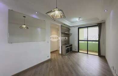 Imagem: O apartamento possui 2 Dormitórios, 1 Banheiro, 1 Vaga na garagem