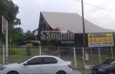 Imagem: A casa para alugar possui 4 Dormitórios, 3 Banheiros, 5 Vagas