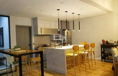 Imagem: A casa em condomínio possui 3 Dormitórios, 2 Banheiros, 2