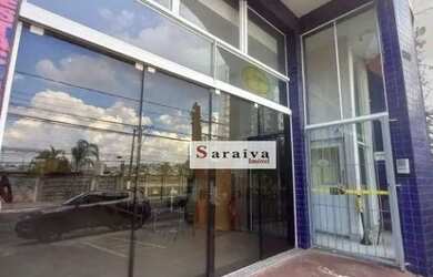 Imagem: O depósito possui 2 Vagas na garagem, 140m² de Área e está