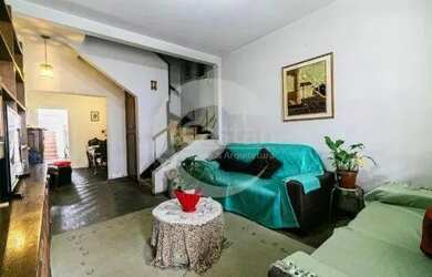 Imagem: A casa possui 3 Dormitórios, 1 Banheiro, 80m² de Área e