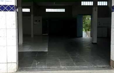 Imagem 4: Ponto comercial/Loja/Box para aluguel tem 240 metros quadrados