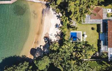 Imagem: A casa em condomínio possui 5 Dormitórios, 5 Banheiros, 5