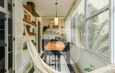 Imagem 1: Constante Ramos - venda - 4 Quartos - 01 vaga de garagem