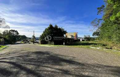 Imagem: O terreno possui 1.304m² de Área e está localizado em Gramado