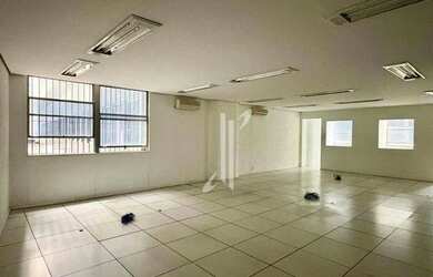 Imagem: O depósito possui 160m² de Área e está localizado em República