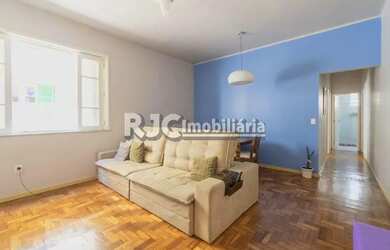 Imagem: O apartamento à venda possui 3 Dormitórios, 2 Banheiros, 1