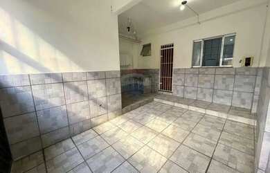 Imagem 2: Casa Duplex - 125m² - Locação - Conjunto Anavilhanas - Flores - Manaus-AM