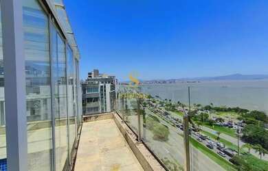 Imagem: O apartamento na cobertura possui 3 Dormitórios, 5 Banheiros