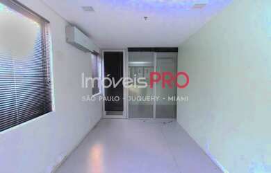 Imagem: O depósito possui 2 Vagas na garagem, 50m² de Área e está