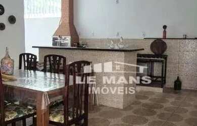 Imagem: A casa possui 2 Dormitórios, 1 Banheiro, 1 Vaga na garagem