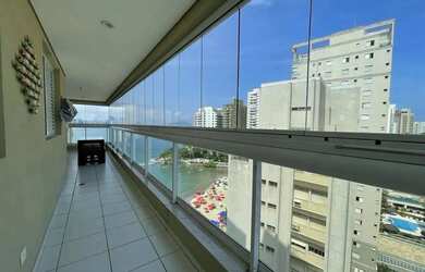 Imagem: O apartamento possui 3 Dormitórios, 3 Banheiros, 2 Vagas na