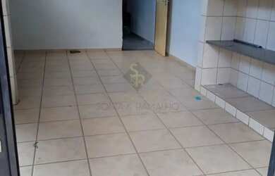 Imagem: A casa possui 2 Dormitórios, 3 Banheiros, 2 Vagas na garagem