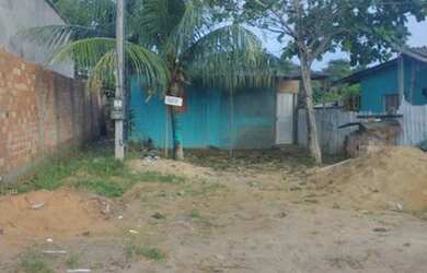 Imagem: A casa possui 1 Dormitório, 1 Banheiro, 1 Vaga na garagem e