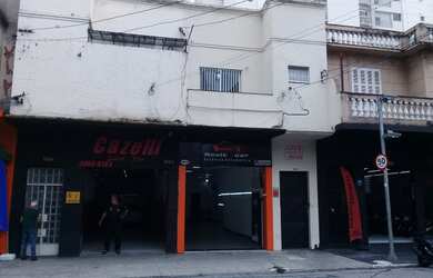 Imagem: O depósito possui 100m² de Área e está localizado em Água