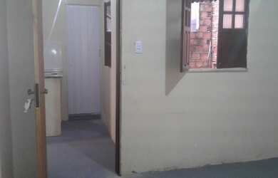 Imagem 4: Casa 2 quartos, sala, coz e banh. 500,00 água e luz individual Pau Miúdo