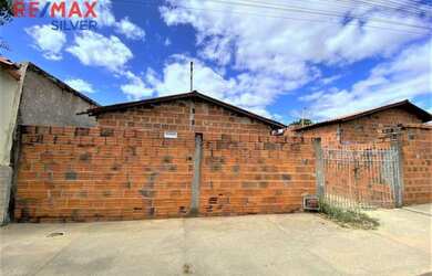 Imagem: O terreno possui 200m² de Área e está localizado em Guanambi