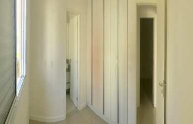 Imagem: O apartamento possui 2 Dormitórios, 3 Banheiros, 4 Vagas na