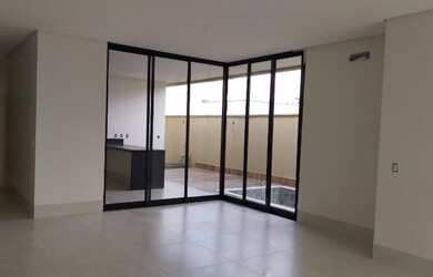 Imagem: A casa em condomínio possui 3 Dormitórios, 2 Banheiros, 3