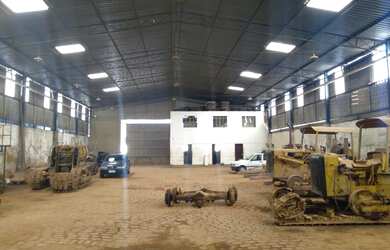 Imagem 2: Galpão/Depósito/Armazém para venda com 999 metros quadrados com 3 quartos