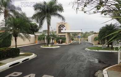 Imagem: A casa em condomínio à venda possui 4 Dormitórios, 5 Banheiros