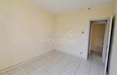 Imagem 14: Apartamento de frente com 2 dormitórios e 1 vaga de garagem