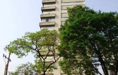 Imagem: O apartamento possui 5 Dormitórios, 5 Banheiros, 4 Vagas na