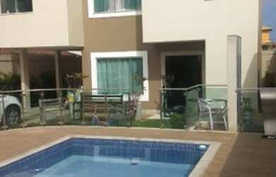 Imagem: A casa possui 4 Dormitórios, 2 Banheiros, 3 Vagas na garagem