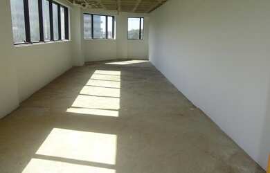 Imagem: O depósito possui 63m² de Área e está localizado em Santa