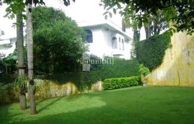 Imagem 2: PACAEMBU NOBRE. 330m² de Área, 4 Vagas na garageme4 Dormitórios