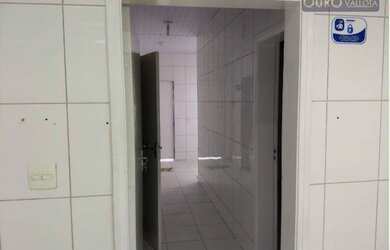 Imagem 8: ALUGO- Salão / loja COMERCIAL - 270m² - a 10 minutos da av. Paulista...