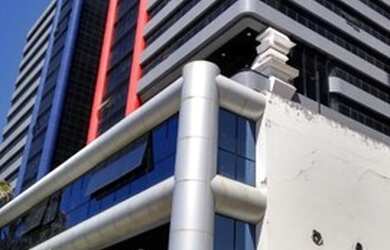 Imagem: O depósito possui 1 Vaga na garagem e 31m² de Área e está