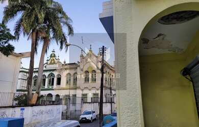 Imagem 5: Casa esquina para aluguel e venda tem 750 metros quadrados ao lado Estação...