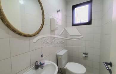 Imagem: O depósito possui 2 Vagas na garagem, 52m² de Área e está