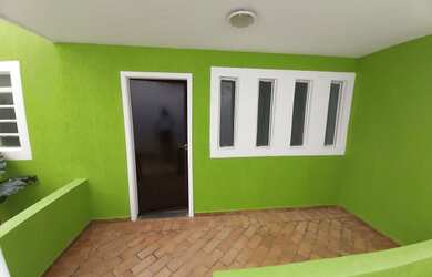 Imagem: A casa em condomínio possui 2 Dormitórios, 1 Banheiro, 76m²