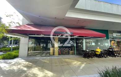 Imagem: O depósito possui 5 Vagas na garagem, 130m² de Área e está