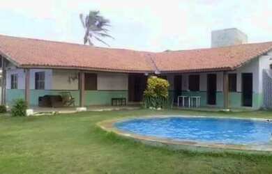 Imagem: A casa possui 5 Dormitórios, 5 Banheiros, 5 Vagas na garagem