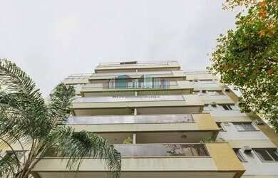 Imagem: O apartamento possui 2 Dormitórios, 2 Banheiros, 2 Vagas na