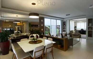 Imagem: A casa em condomínio possui 4 Dormitórios, 1 Banheiro, 4 Vagas