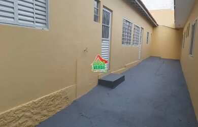 Imagem: O apartamento possui 1 Dormitório, 1 Banheiro, 35m² de Área