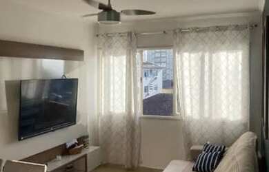 Imagem: O apartamento possui 1 Dormitório, 1 Banheiro, 1 Vaga na garagem