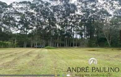 Imagem: O terreno e está localizado em Recanto do Salto, Londrina à