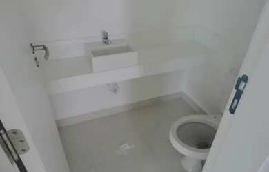 Imagem 10: quot Lançamento, ótima localização, vista ao mar quot