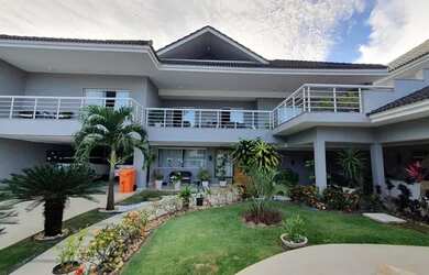 Imagem: A casa possui 5 Dormitórios, 3 Banheiros, 4 Vagas na garagem