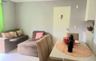 Imagem: O apartamento possui 2 Dormitórios, 1 Banheiro, 1 Vaga na garagem