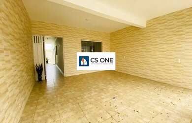 Imagem: A casa possui 3 Dormitórios, 2 Banheiros, 2 Vagas na garagem